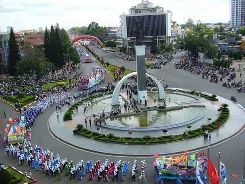 Ảnh 4 của Buon Ma Thuot Victory Monument