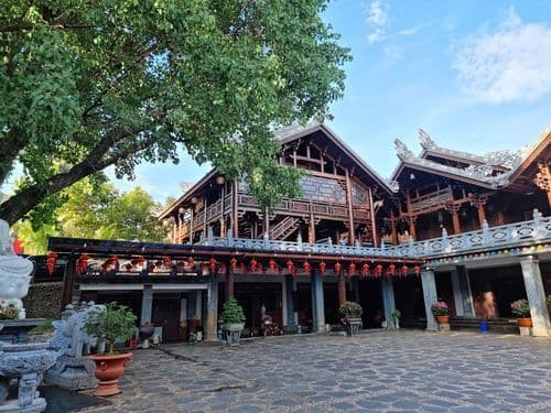 Ảnh 4 của Temple of Sac Tu Khai Doan
