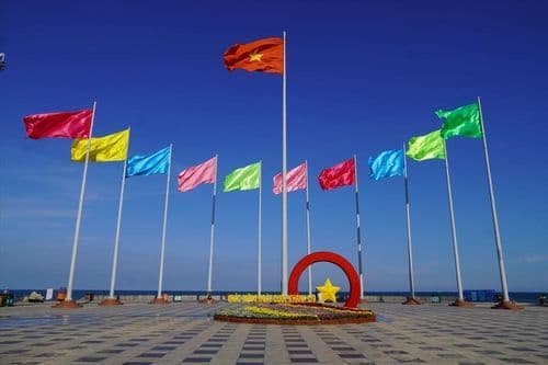 Ảnh 2 của Flagpole Park