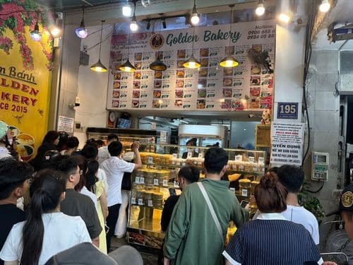 Ảnh 4 của Golden Bakery - Vung Tau Salted Egg Sponge Cake - Branch No. 1