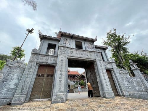 Ảnh 5 của Temple of Sac Tu Khai Doan