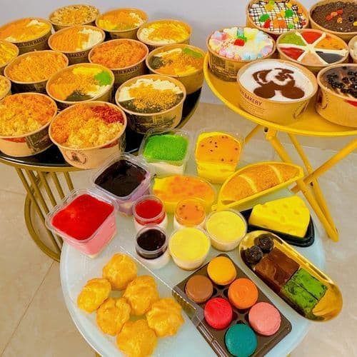 Ảnh 2 của Golden Bakery - Vung Tau Salted Egg Sponge Cake - Branch No. 1